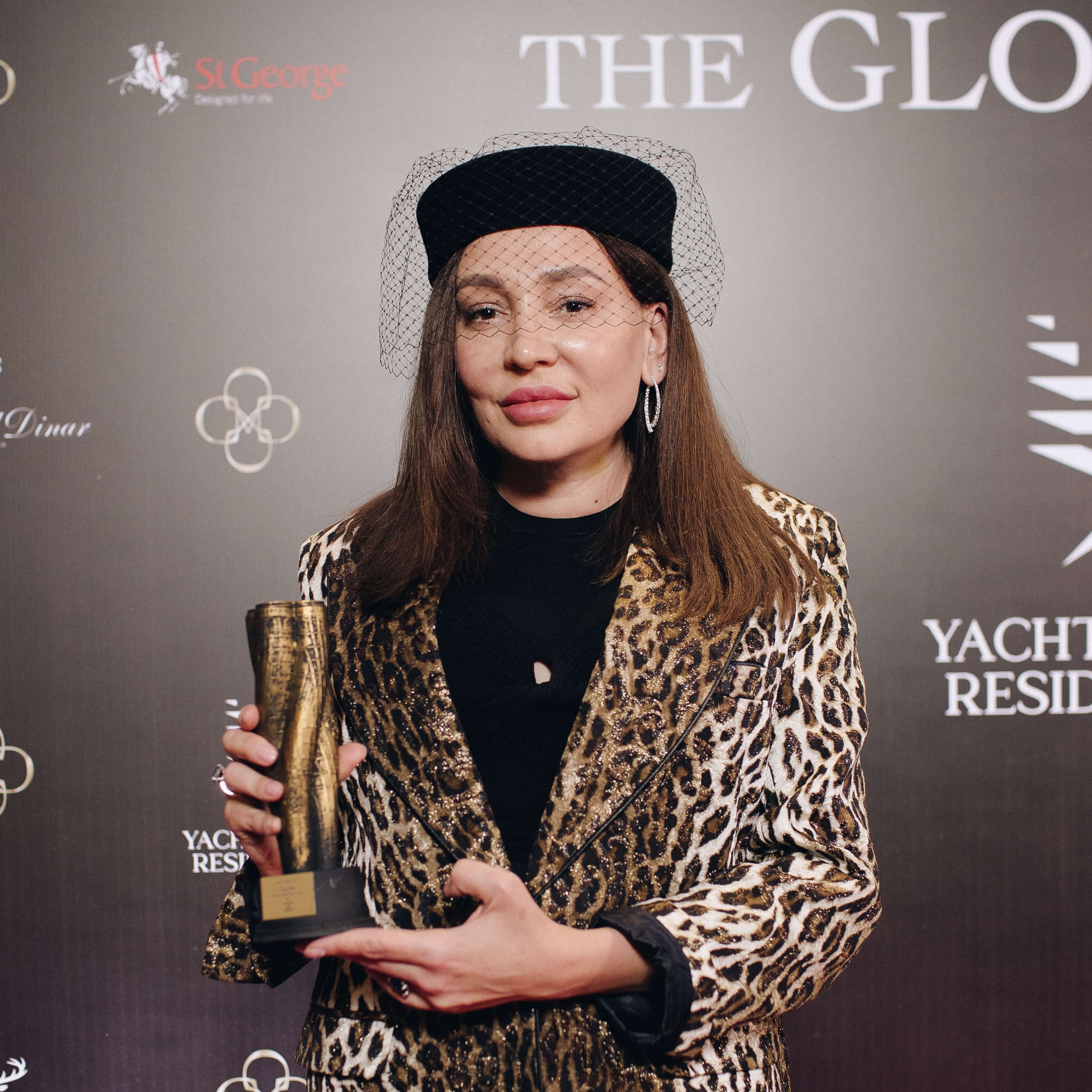 Flawless Wins “Iconic Brand” Award at The Globe Gala 2025.